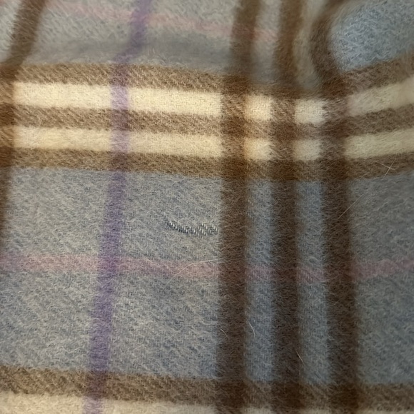 AUTHENTIC BURBERRY check tag/fringe Fashion Accessories Scarf Wool / - Picture 5 of 8
